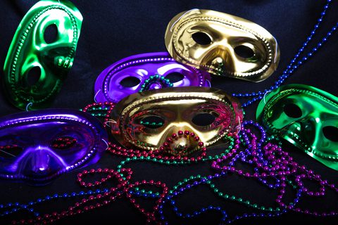 mardi gras masks and beads - tips for staying sober during mardi gras - victory addiction recovery center - alcohol and drug rehab in lafayette louisiana