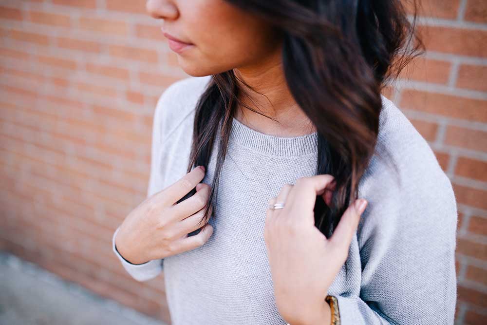 photo of a girl looking off to the side - cycle of addiction - a personal story - victory addiction recovery center - lafayette louisiana drug rehab center - alcohol addiction treatment center