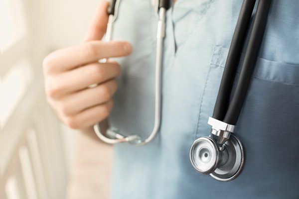Your-Guide-to-Medically-Assisted-Detox - doctor or nurse with stethescope